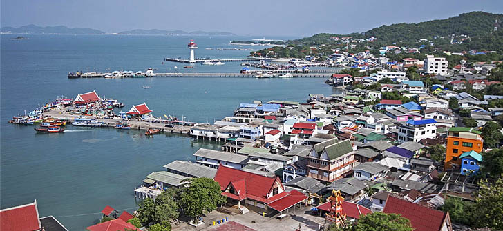 Koh Si Chang City und Hafen