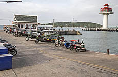Hafen auf Koh Si Chang