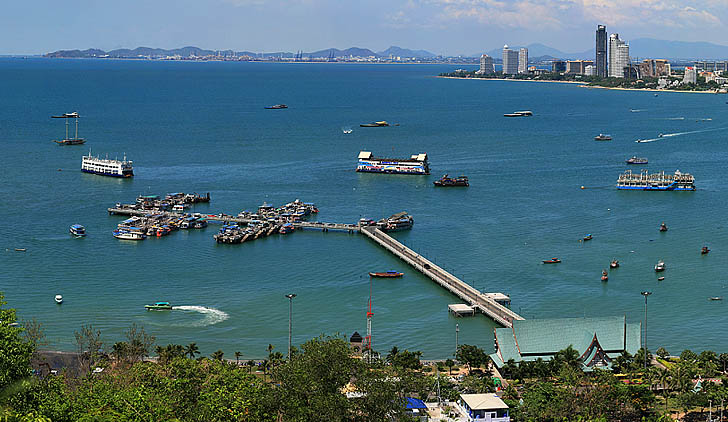 Aussicht auf den Hafen von Pattaya