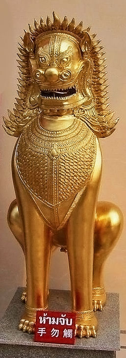 Statue im Wihan Sian Tempel